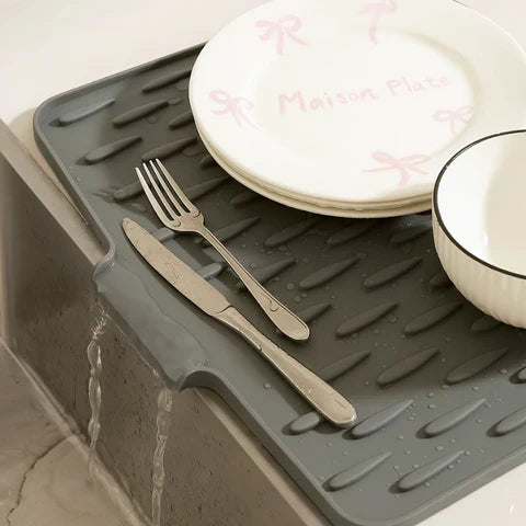 Flexible Quick Dry Silicone Mat - Non Slip & Compact