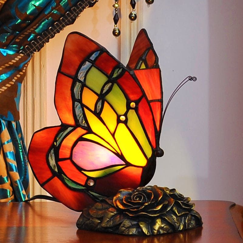 Classic Floral Glass Table Lamp with Decorative Accent