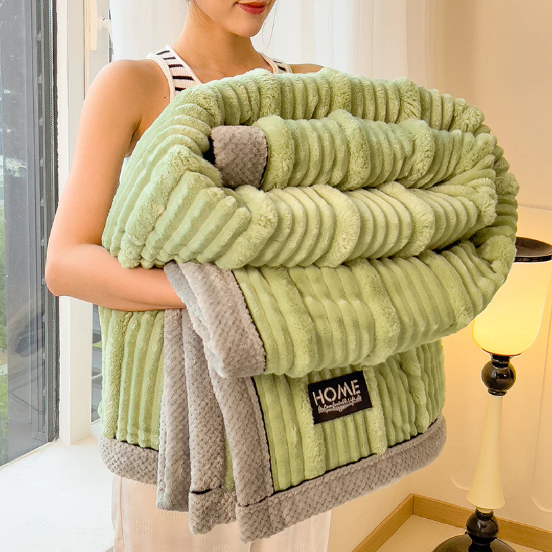 Soft Faux Fur Throw Blanket for Bed and Couch