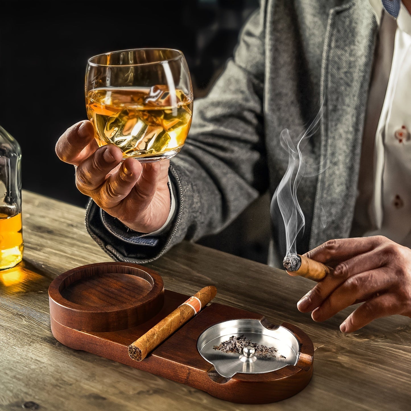 CedarWood | Luxurious Elegant Cigar Ashtray with Whiskey Glass Tray 8