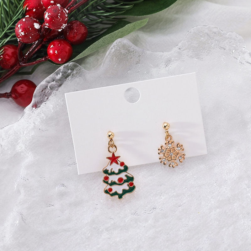 Fesara | Festive Holiday Cheer Drop Earrings