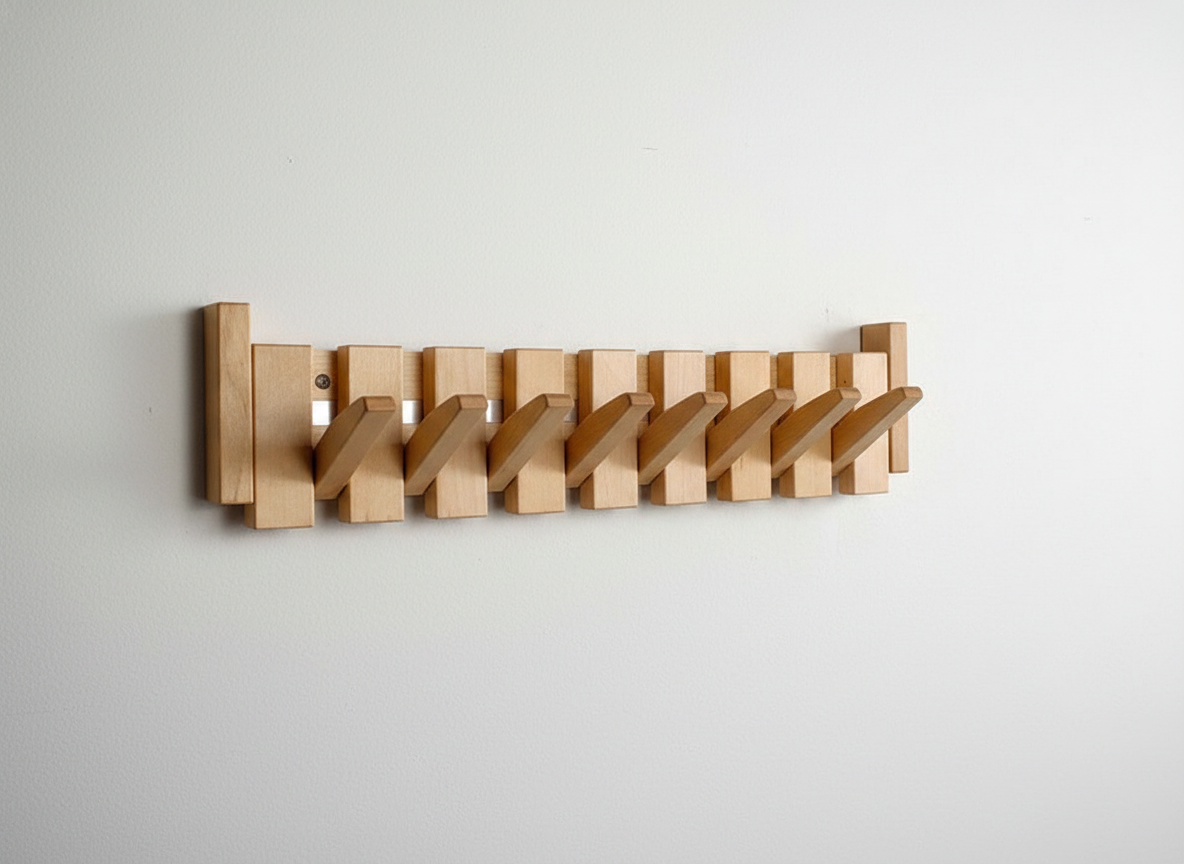 Traditional Wood Hallway Coat Hook Rack