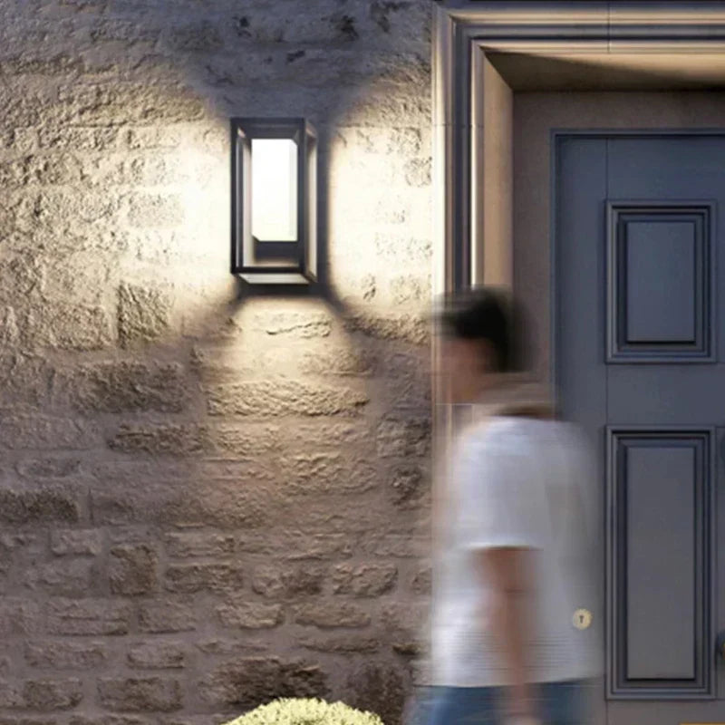 Stylish Modern LED Wall Lamp