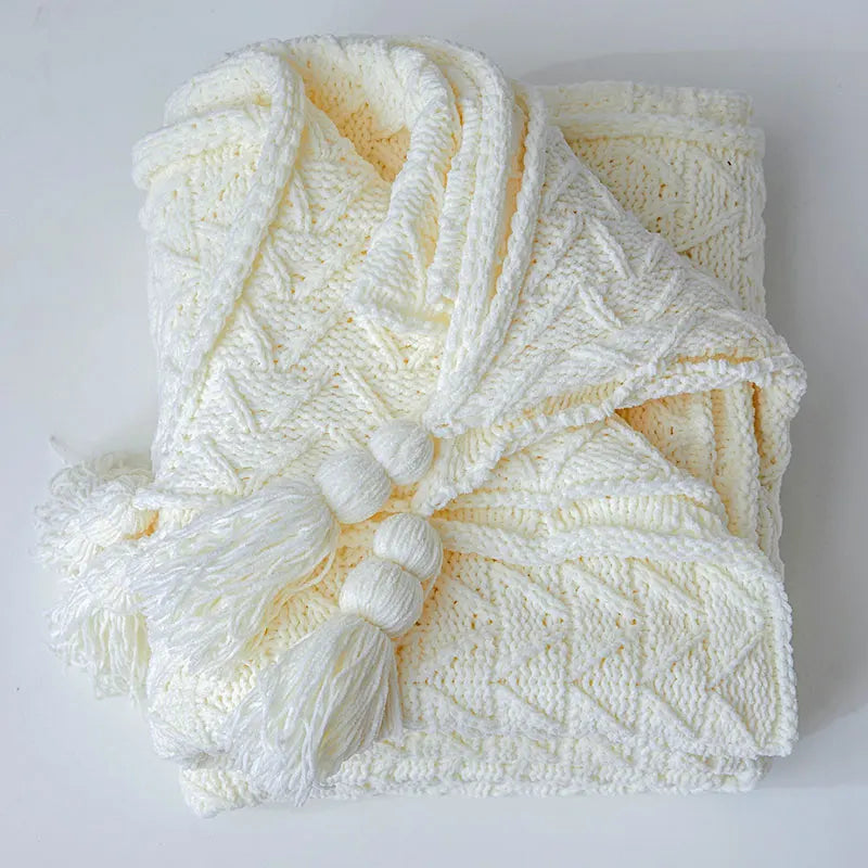 Plush Heart Blanket with Soft Fringe