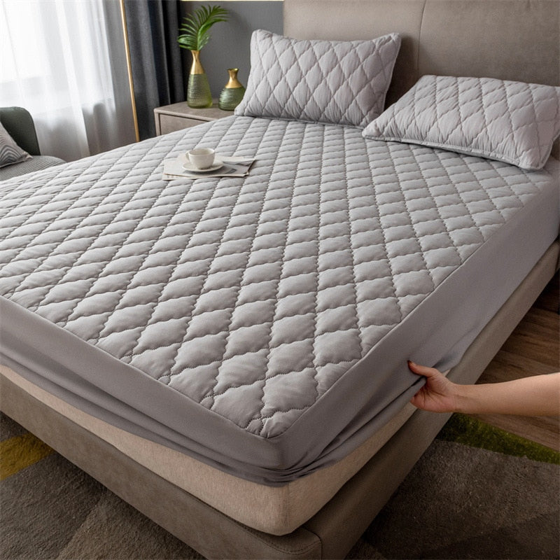 Breathable Non-Slip Mattress Protector Cover