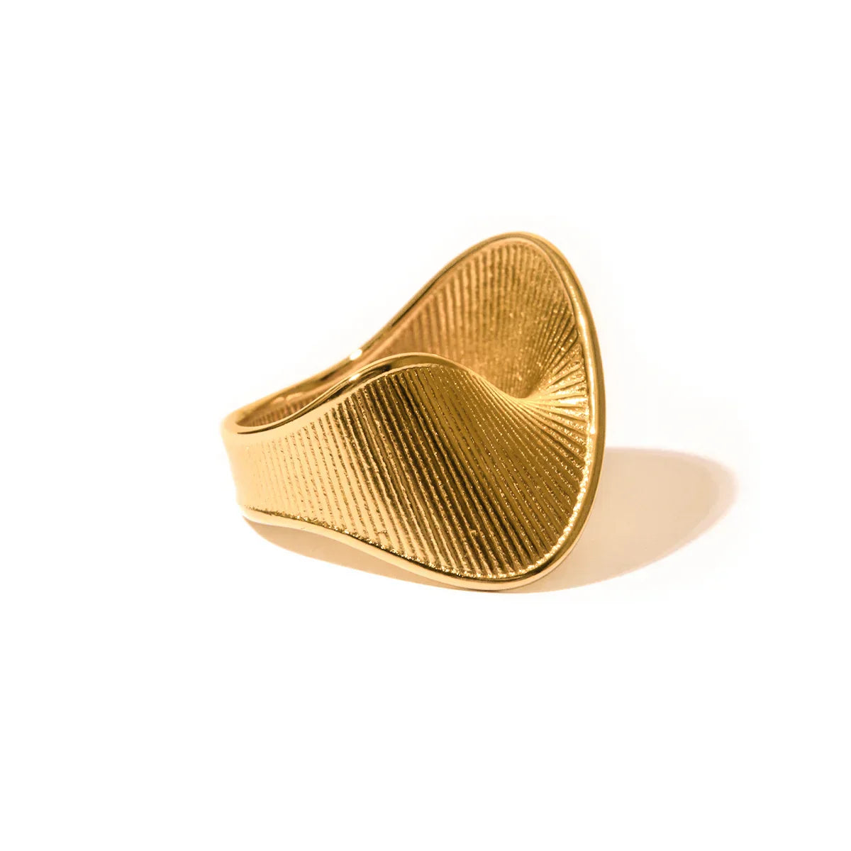 Unique Twisted Metal Band Ring