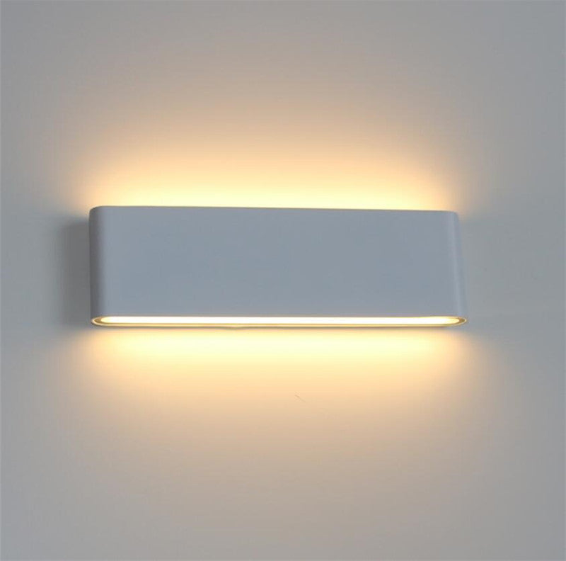 Outdoor Weatherproof Wall Light