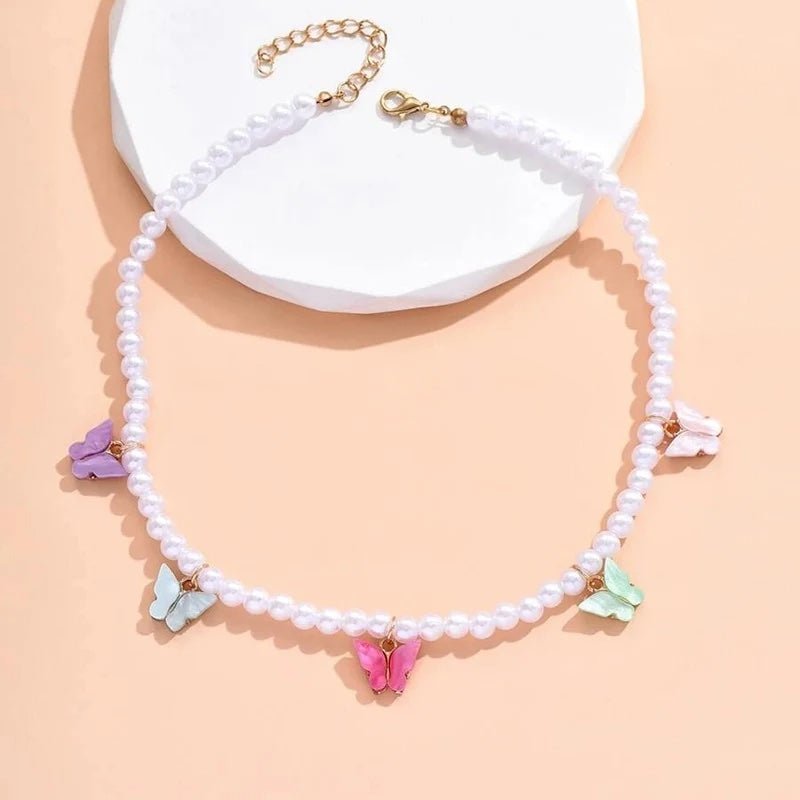 Delicate Pretty Butterfly Pendant Necklace
