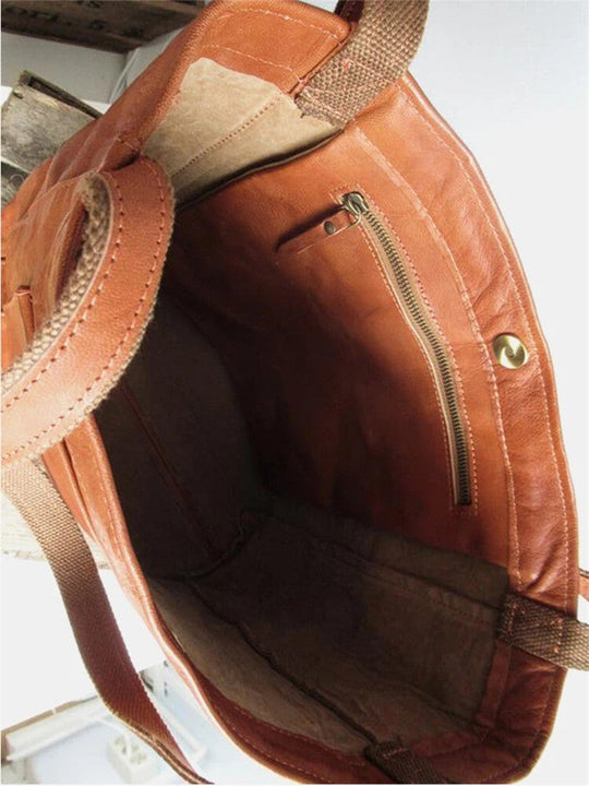 Stylish Women's Leather Shoulder Bag with Inside Pockets