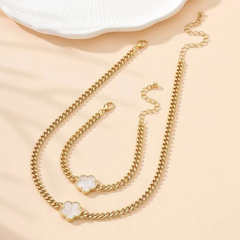 Shiny Four Leaf Clover Chain Necklace Set