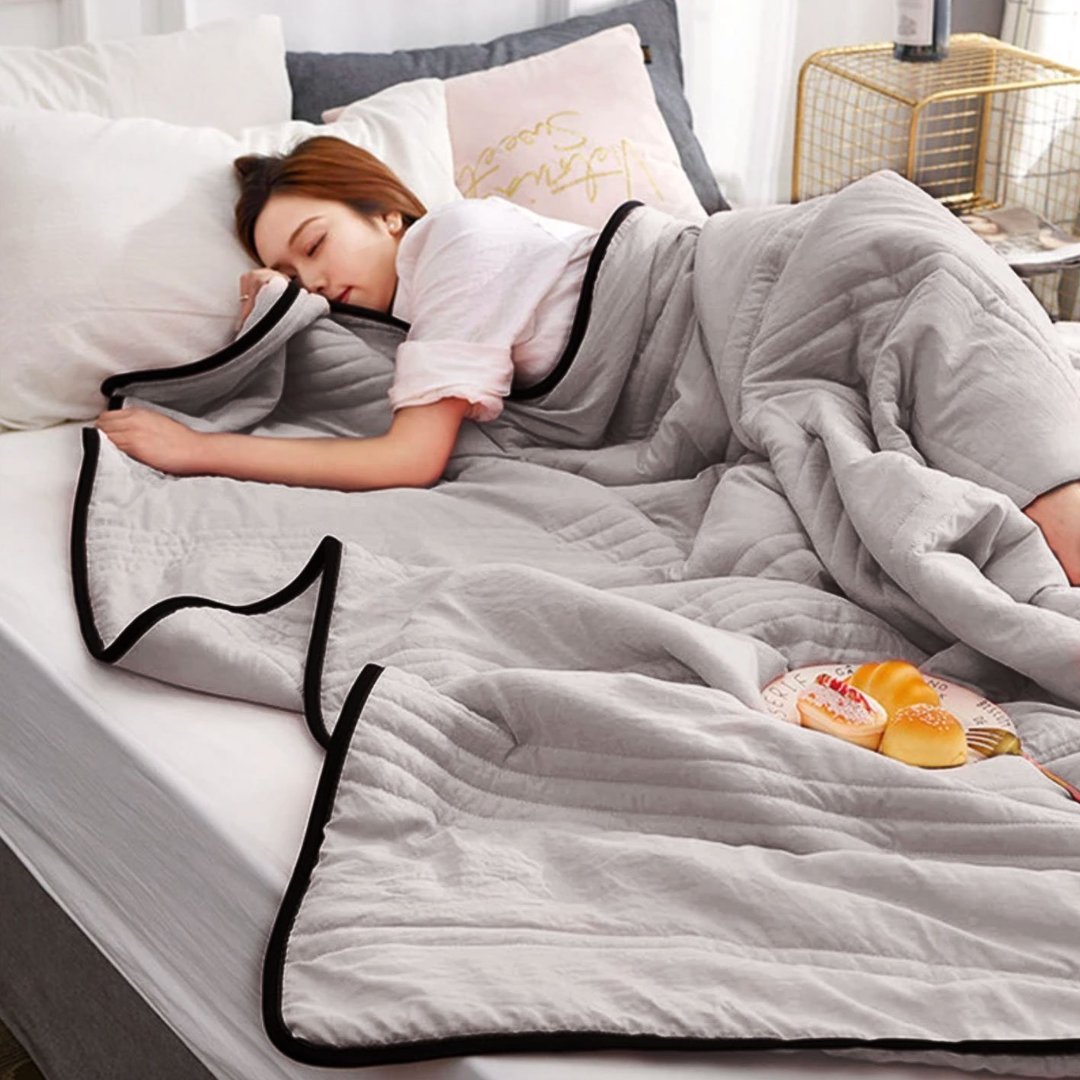 Cooling Summer Blanket - Lightweight Breathable Throw