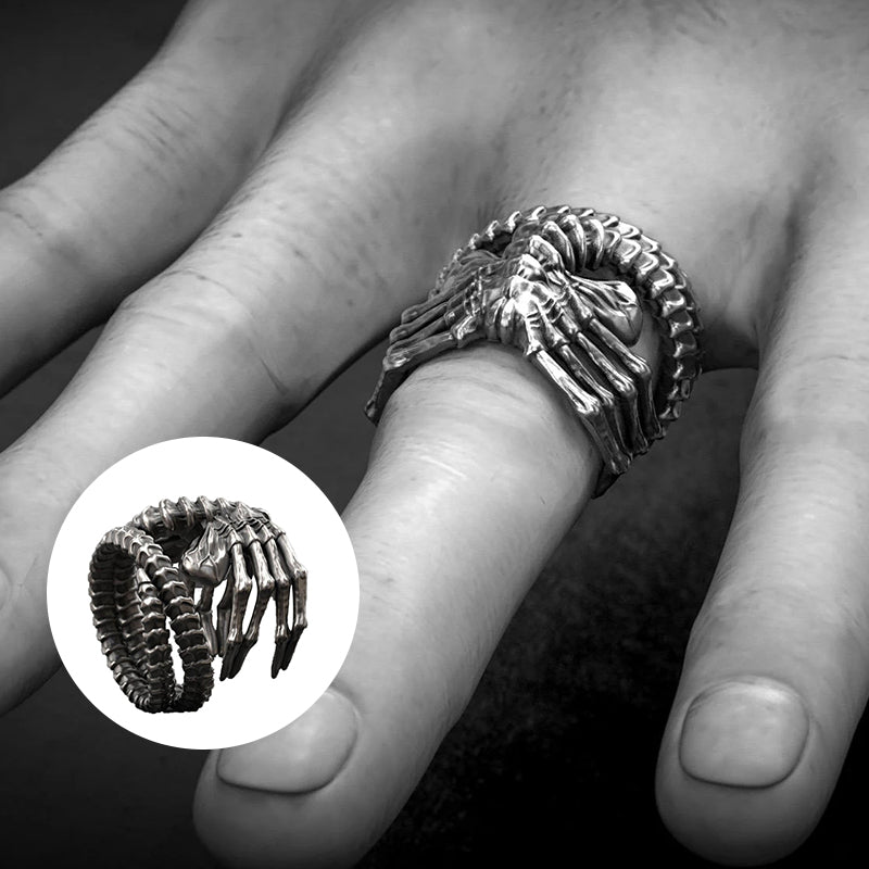 Sci-Fi Alien Face Ring