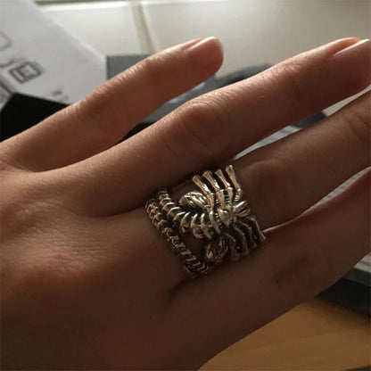 Sci-Fi Alien Face Ring
