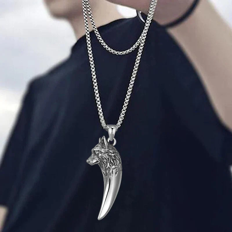 Strong Wolf Pendant Titanium Necklace