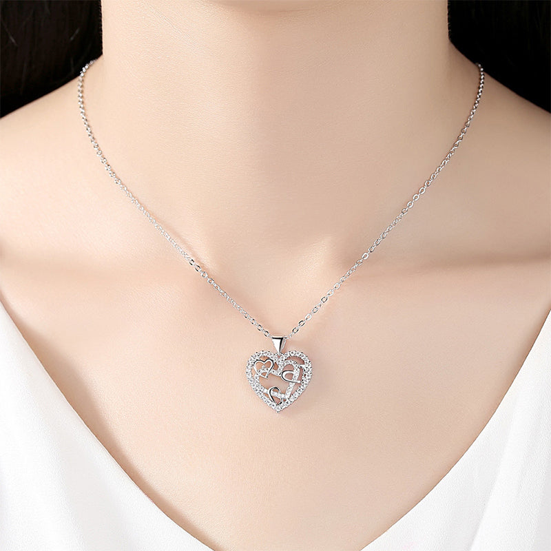 Lovely Interlocking Heart Pendant Necklace