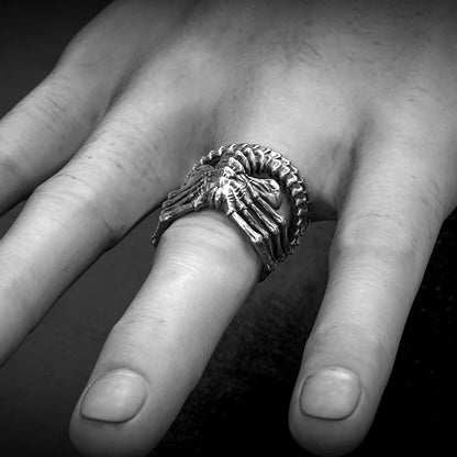 Sci-Fi Alien Face Ring