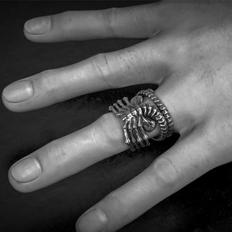 Sci-Fi Alien Face Ring