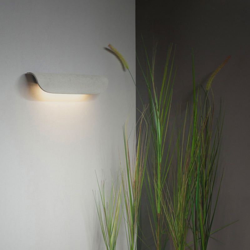 Fesara | Contemporary Weatherproof Outdoor Wall Light