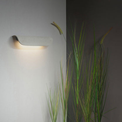 Fesara | Contemporary Weatherproof Outdoor Wall Light