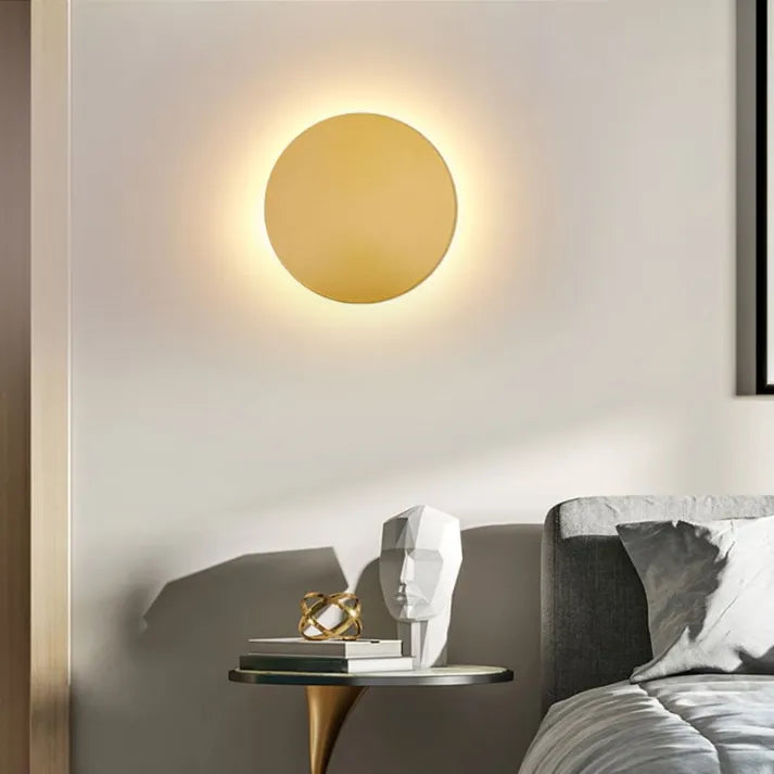 Stylish Round Wall Light in Contemporary Style - Fesara