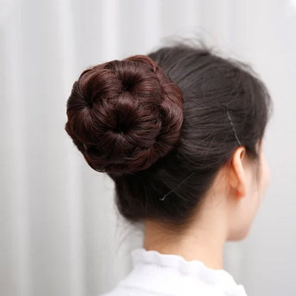 Simple Floral Hair Clip for Easy Styling