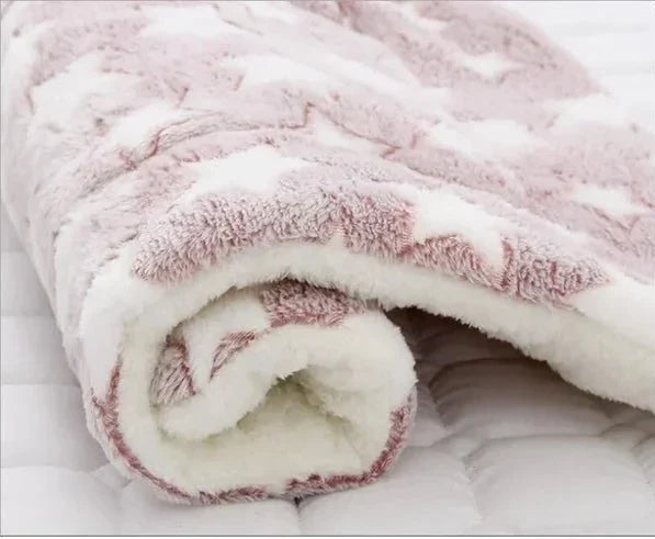 Ultra Soft Cat Blanket – Cozy Flannel Blanket with Cats, Hypoallergenic and Machine Washable, Perfect for All Cats-3