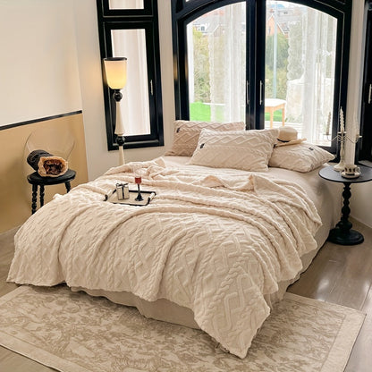 Lightweight Breathable Bed Cover for All Seasons