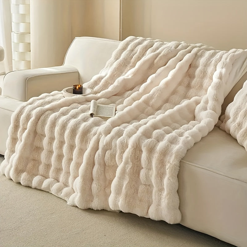 Plush Fleece Blanket for Cozy Relaxation