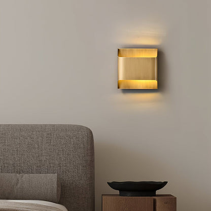 Elegant Arc Brass LED Wall Light Fixture