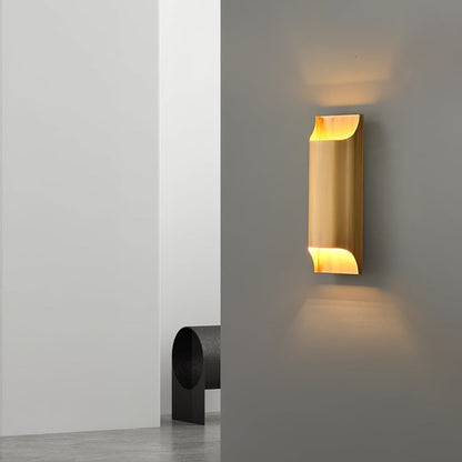 Elegant Arc Brass LED Wall Light Fixture