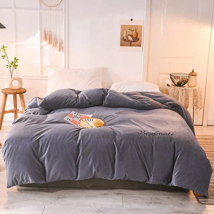 Soft Plush Duvet Cover for Cozy Sleep