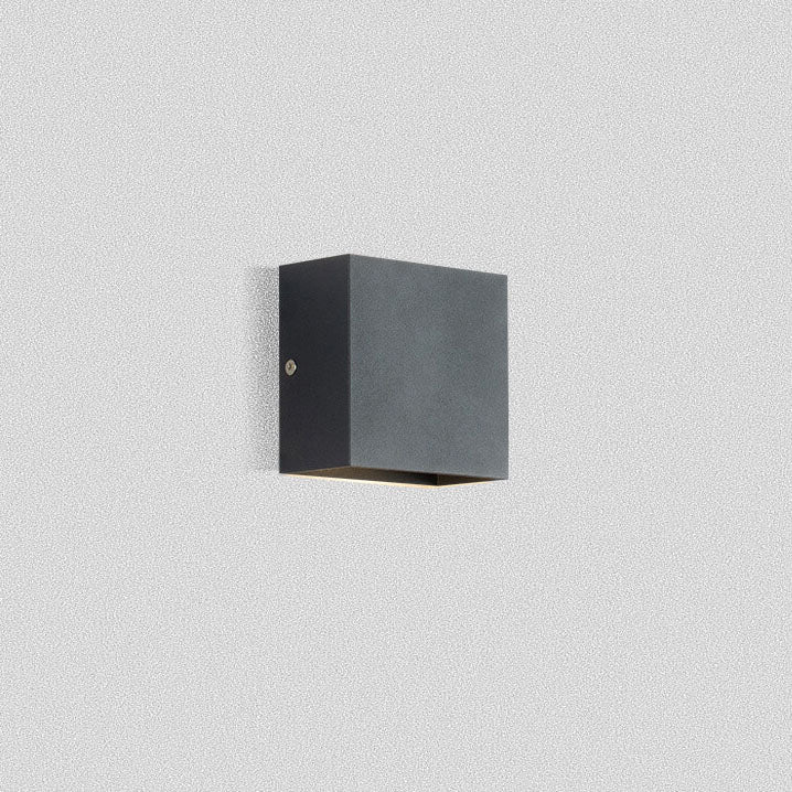 Contemporary Slim LED Wall Light Fixture