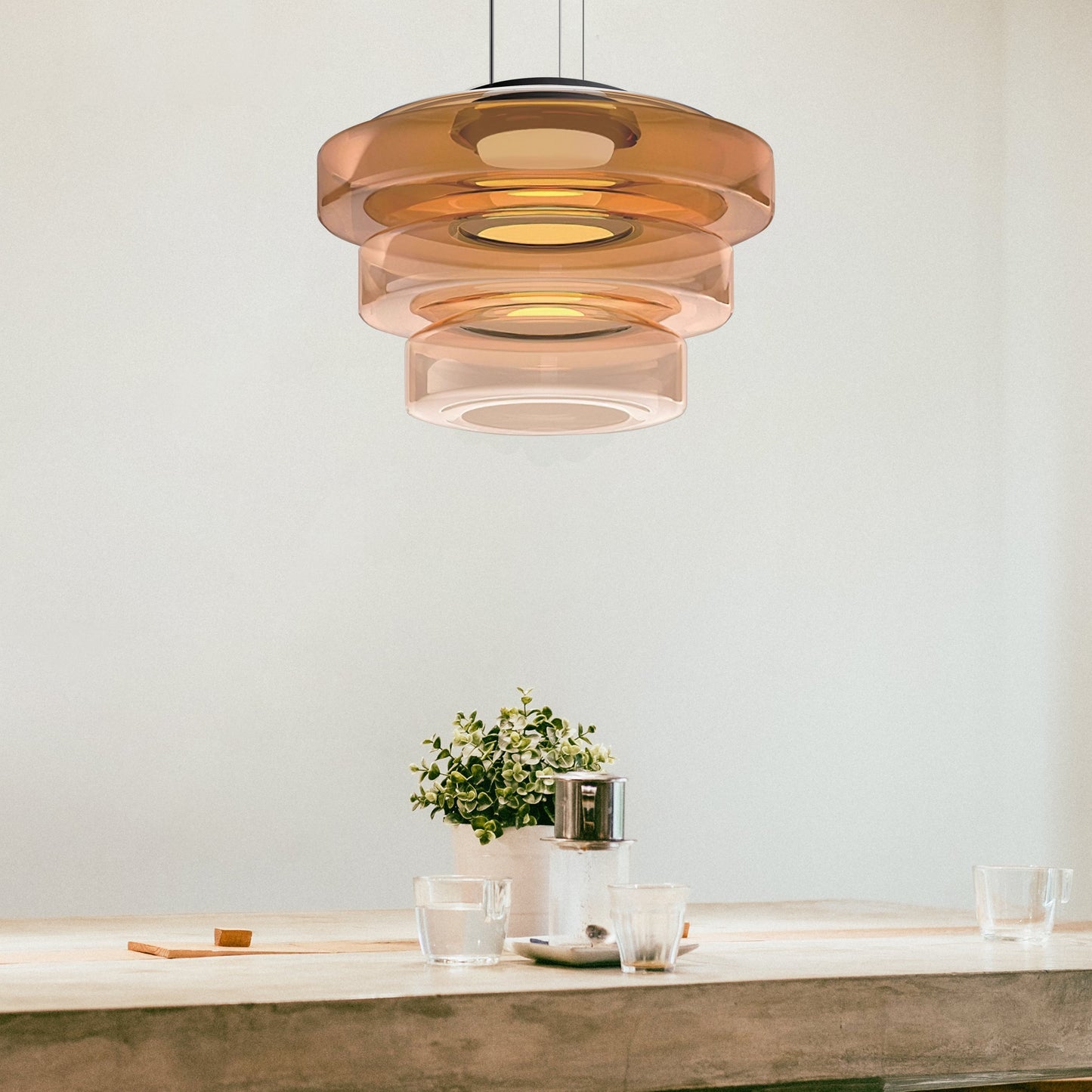 Stylish Glass Pendant Light in Retro Design