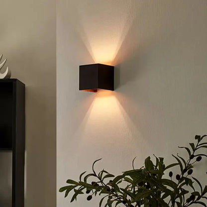 Flexible LED Wall Lamp