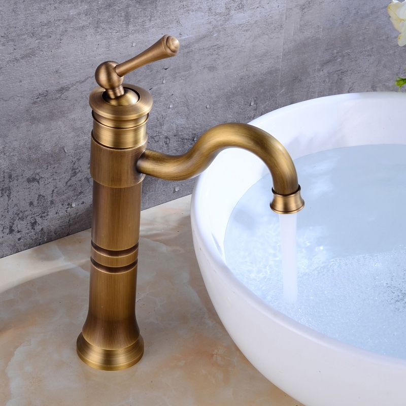 Stylish Single Handle Basin Faucet with Rotating Spout