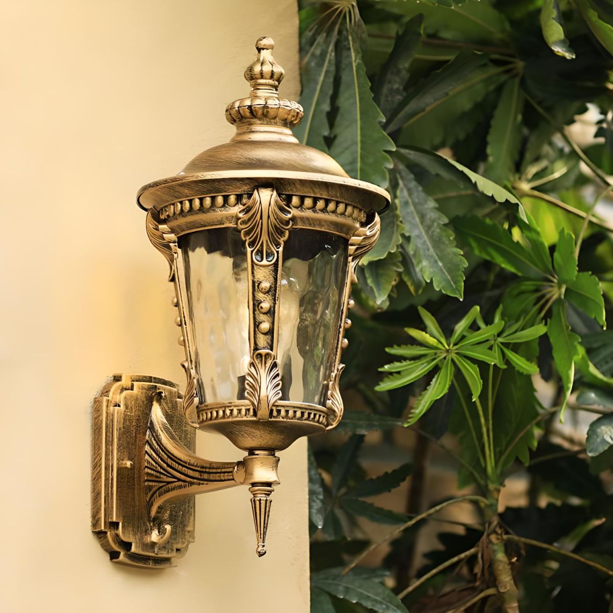 Classic Exterior Wall Mount Lantern Light Fixture - Fesara