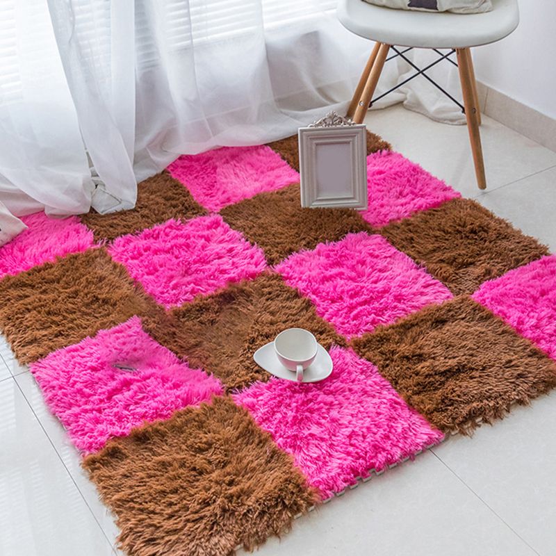 Plush Bedroom Carpet Squares Durable Stain Resistant Floor Tiles