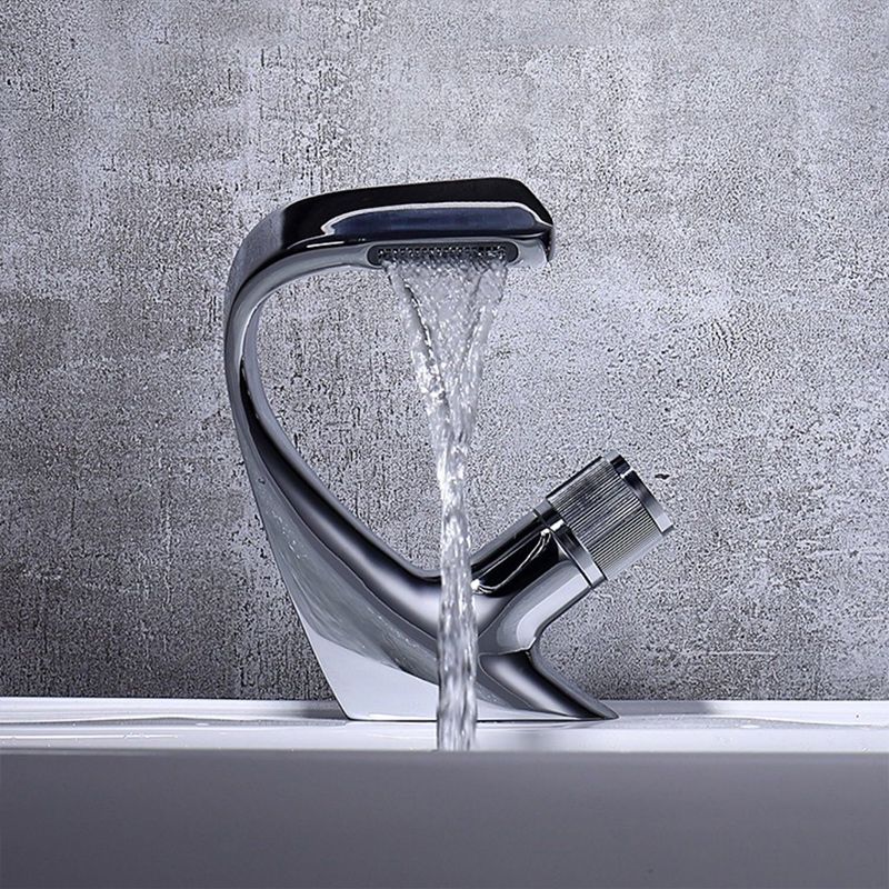 Modern Copper Kitchen Faucet with Brass Handle