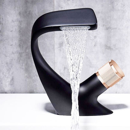 Modern Copper Kitchen Faucet with Brass Handle