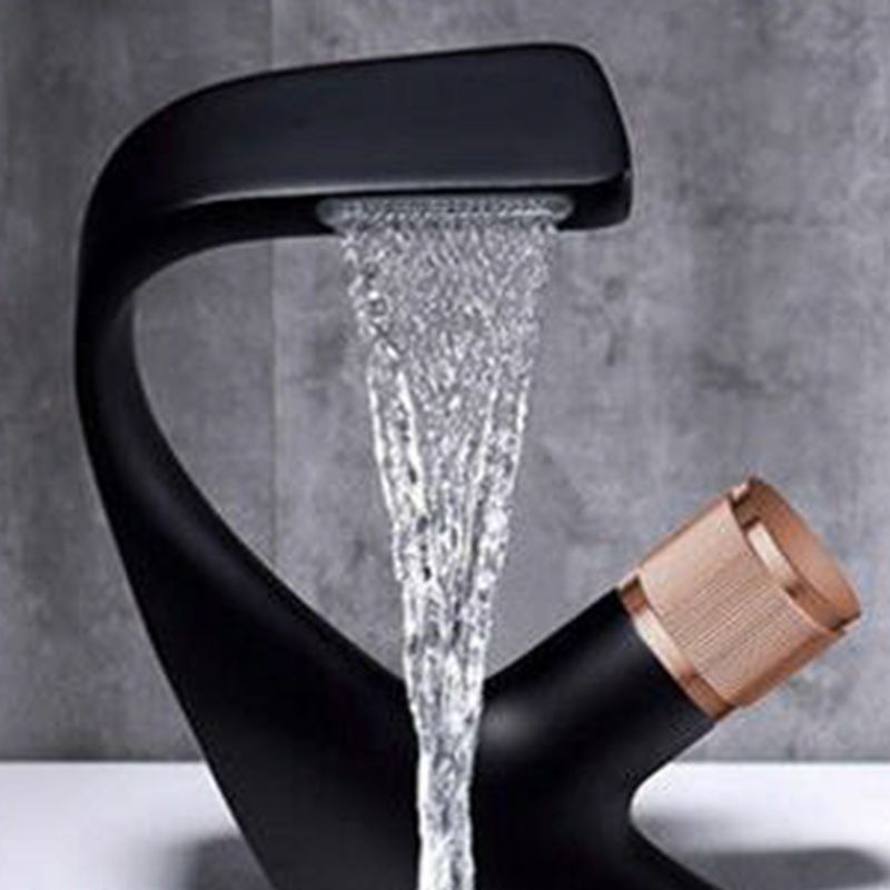 Modern Copper Kitchen Faucet with Brass Handle