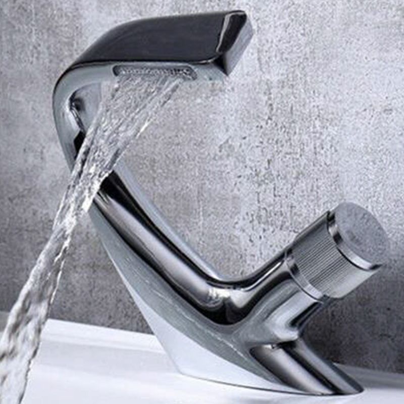 Modern Copper Kitchen Faucet with Brass Handle