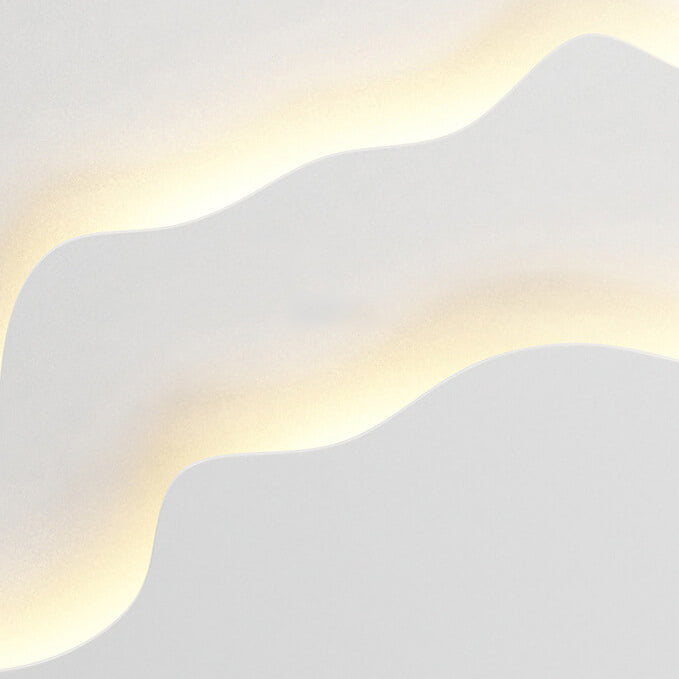 Modern Wave Pattern Wall Lamp