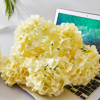 Fesara | Outdoor Silk Hydrangea Floral Arrangement