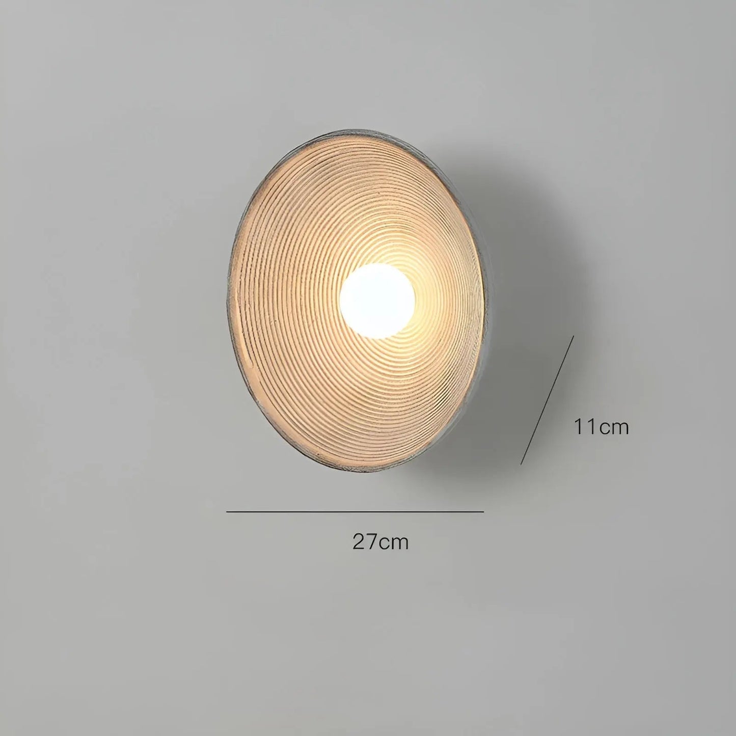 Elegant Modern Wall Light