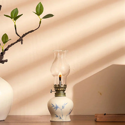 Warm Glow Kerosene Oil Lamp