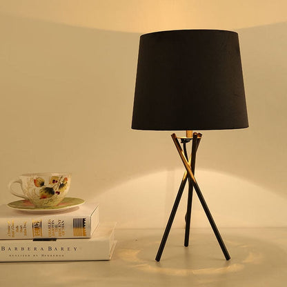 Simple Modern Desk Lamp