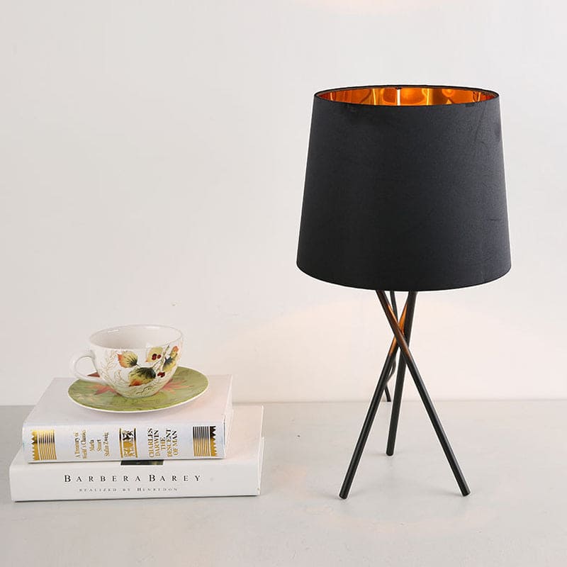 Simple Modern Desk Lamp - Fesara