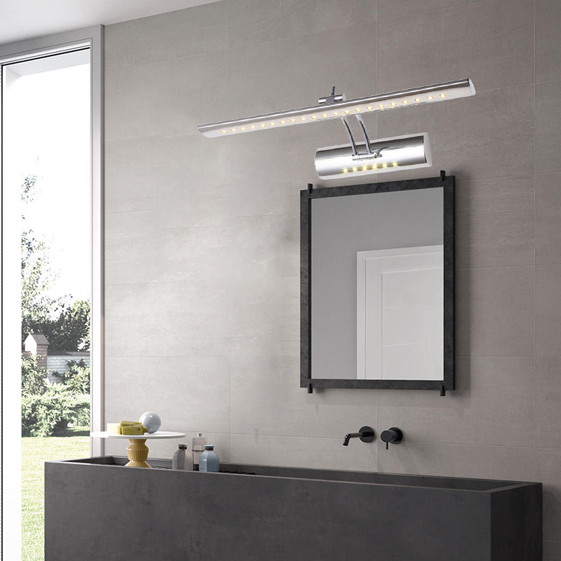 Sleek Linear LED Wall Lamp in Silver Finish