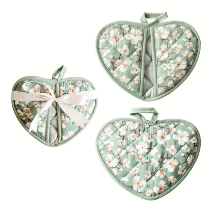 Heat Resistant Oven Mitts with Cute Heart Grip Pads