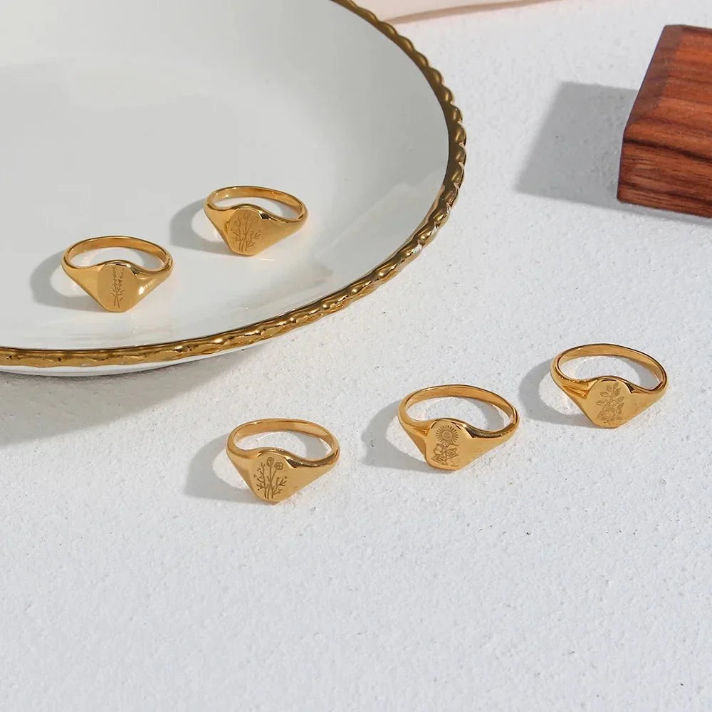Delicate Gold Flower Signet Ring